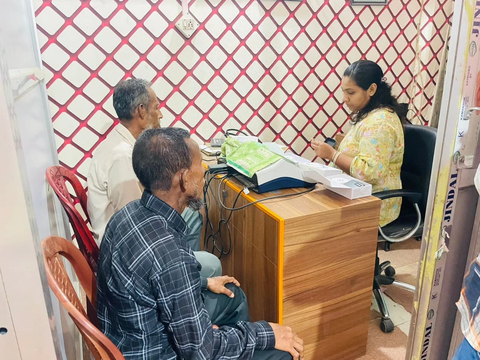 Dr. Sona Gupta clinical environment photo 14